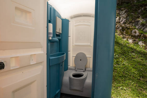 Portable Toilet Options We Offer in Castaic, CA